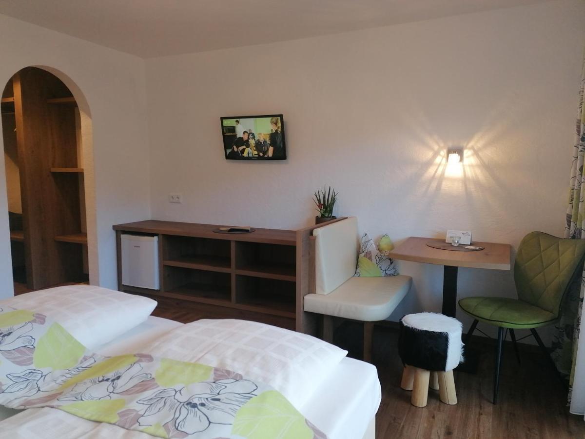 Pension Claudia Zell Am See Exterior foto